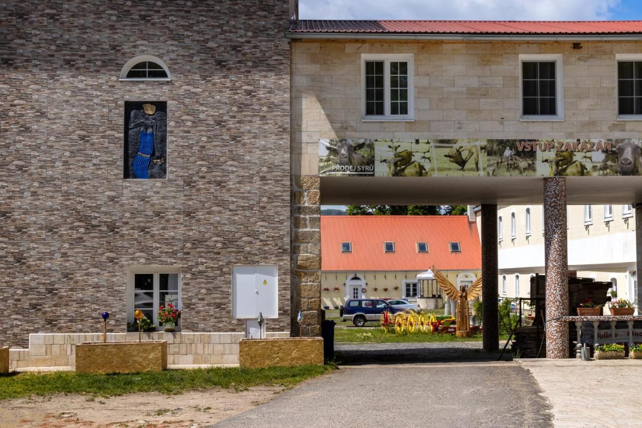 Penzion Kozi Farma Novy Dvur Česká Lípa Exterior foto